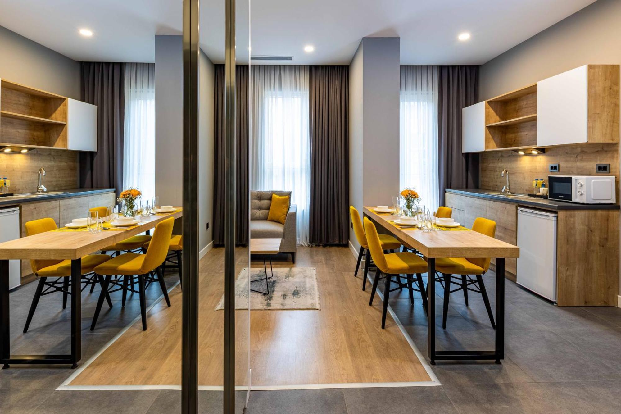 Days Inn & Suites By Wyndham Esenyurt Истанбул Екстериор снимка
