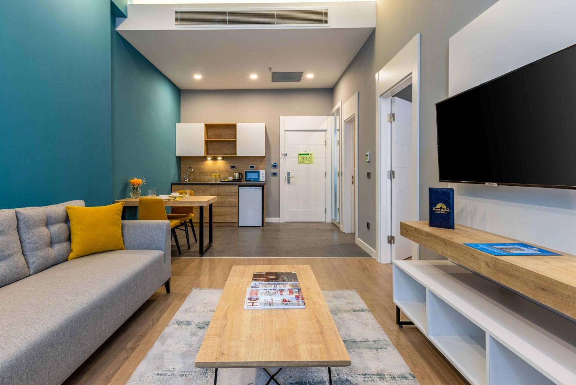 Days Inn & Suites By Wyndham Esenyurt Истанбул Екстериор снимка