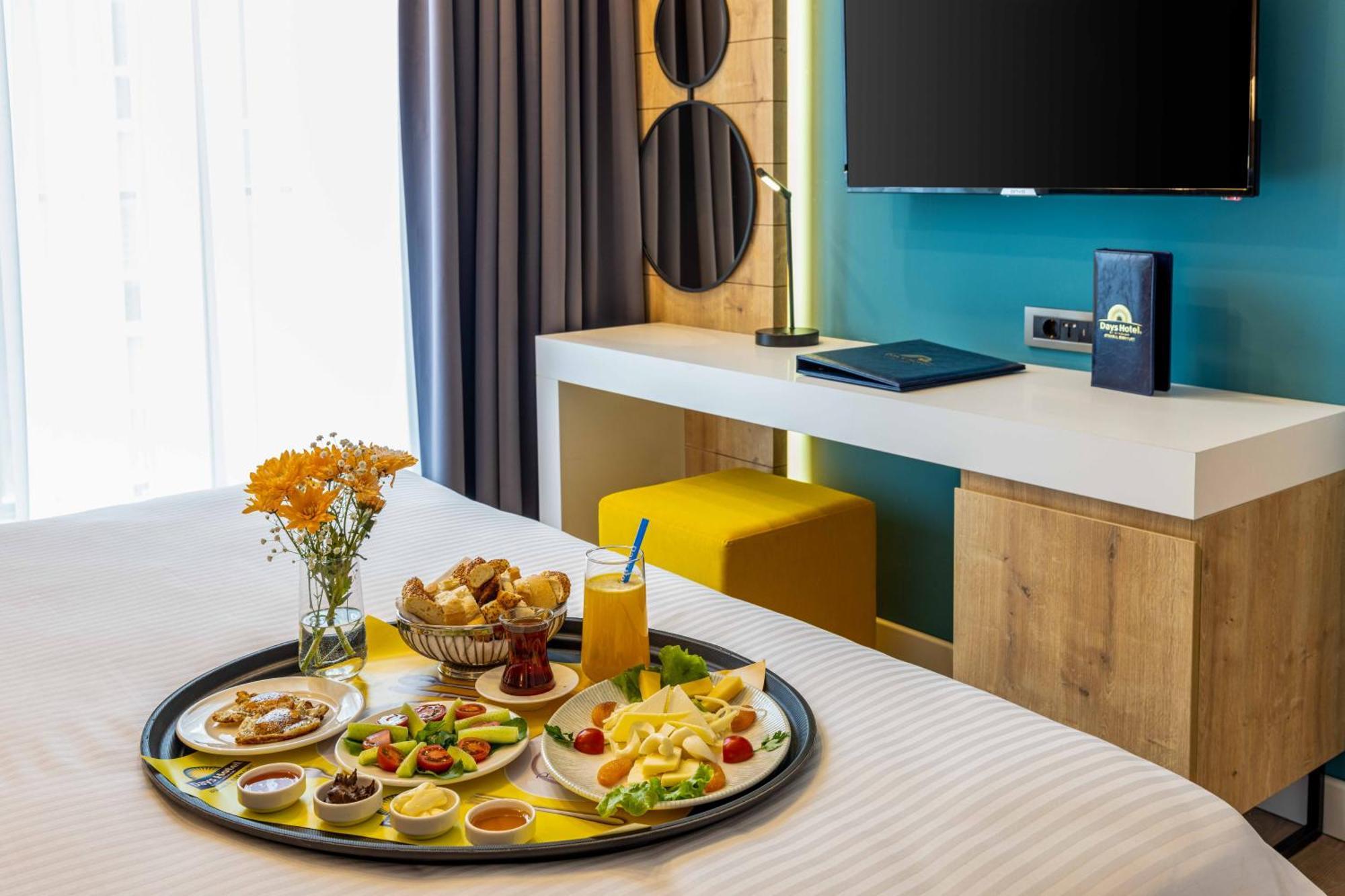 Days Inn & Suites By Wyndham Esenyurt Истанбул Екстериор снимка