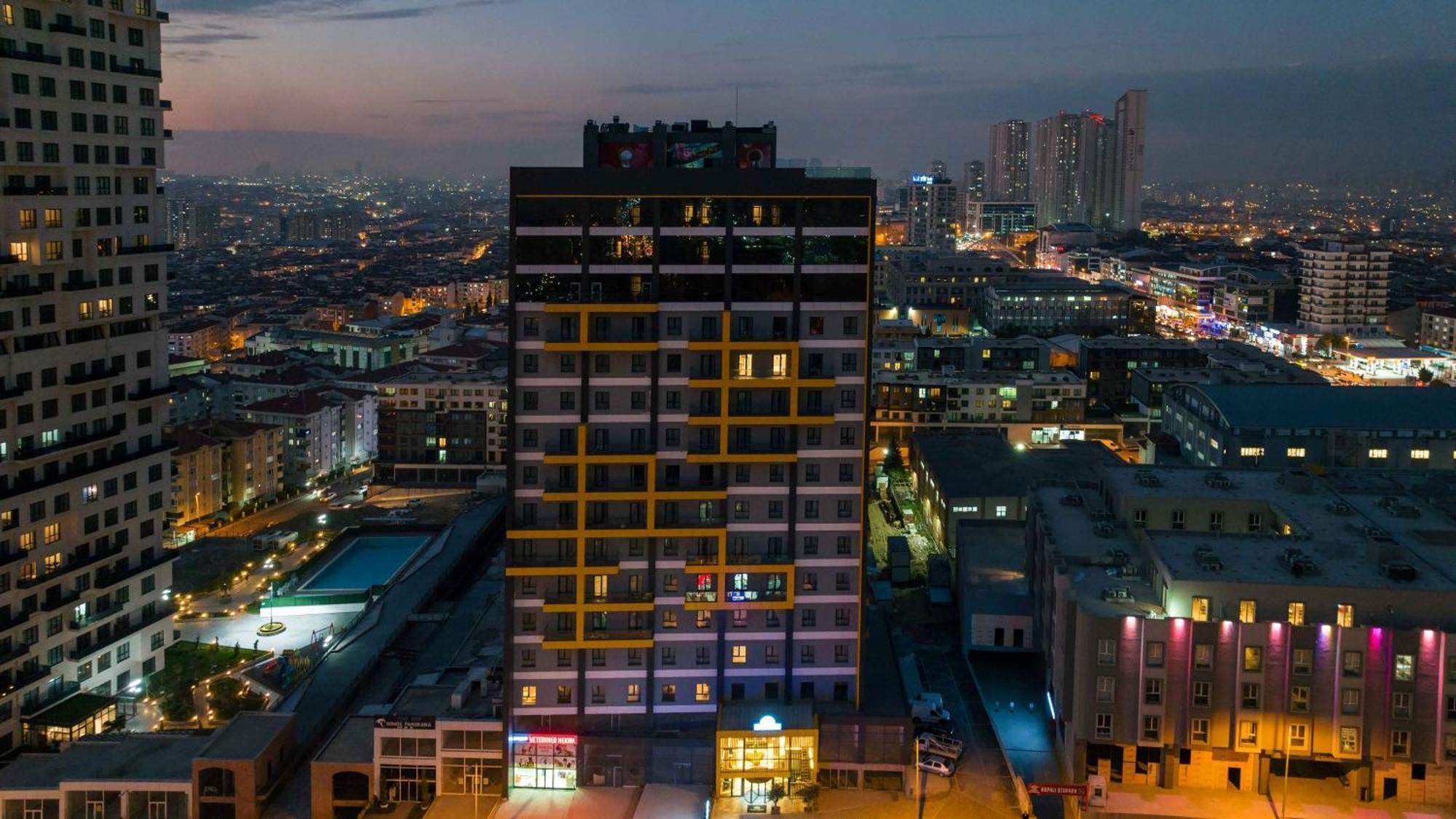 Days Inn & Suites By Wyndham Esenyurt Истанбул Екстериор снимка