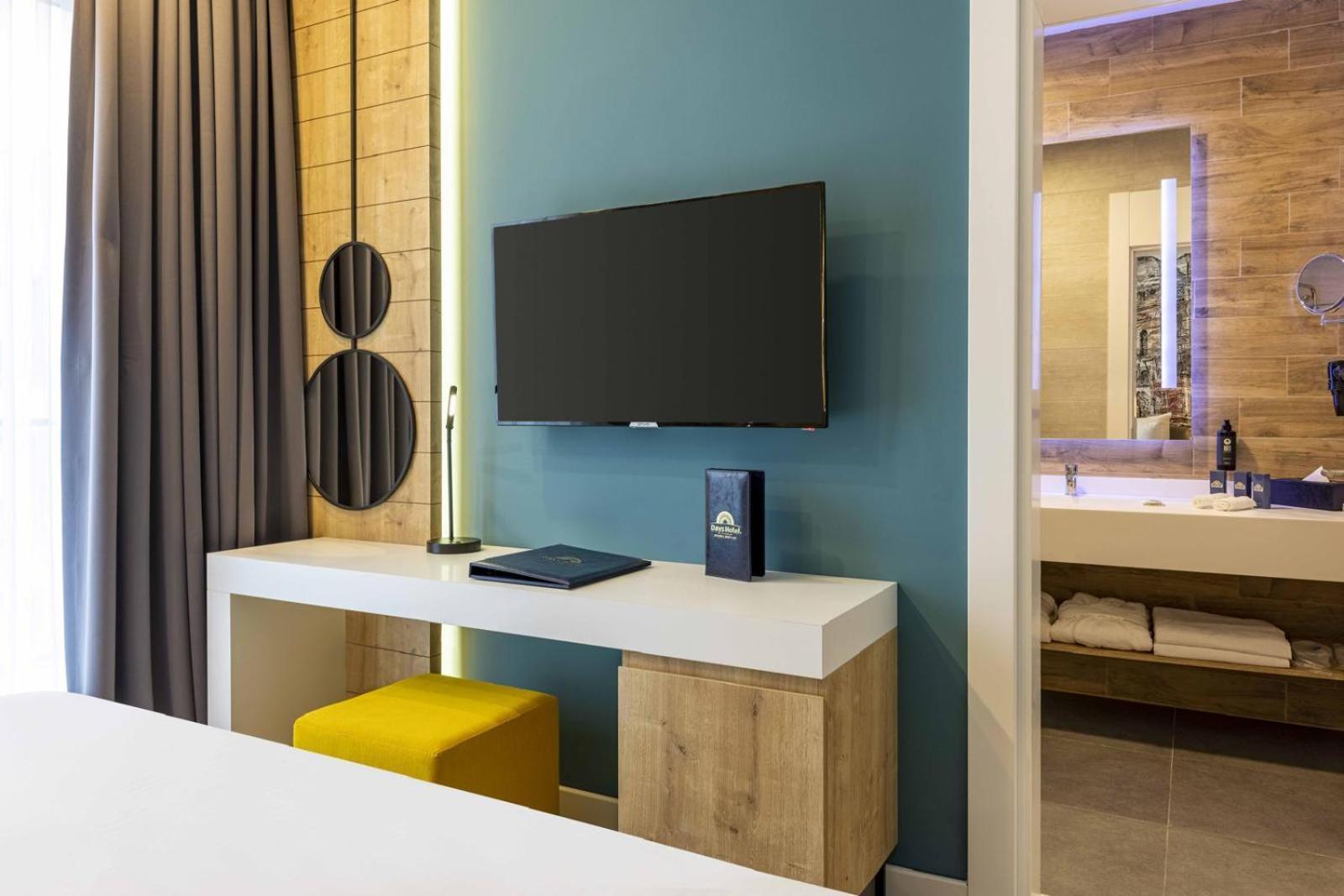 Days Inn & Suites By Wyndham Esenyurt Истанбул Екстериор снимка